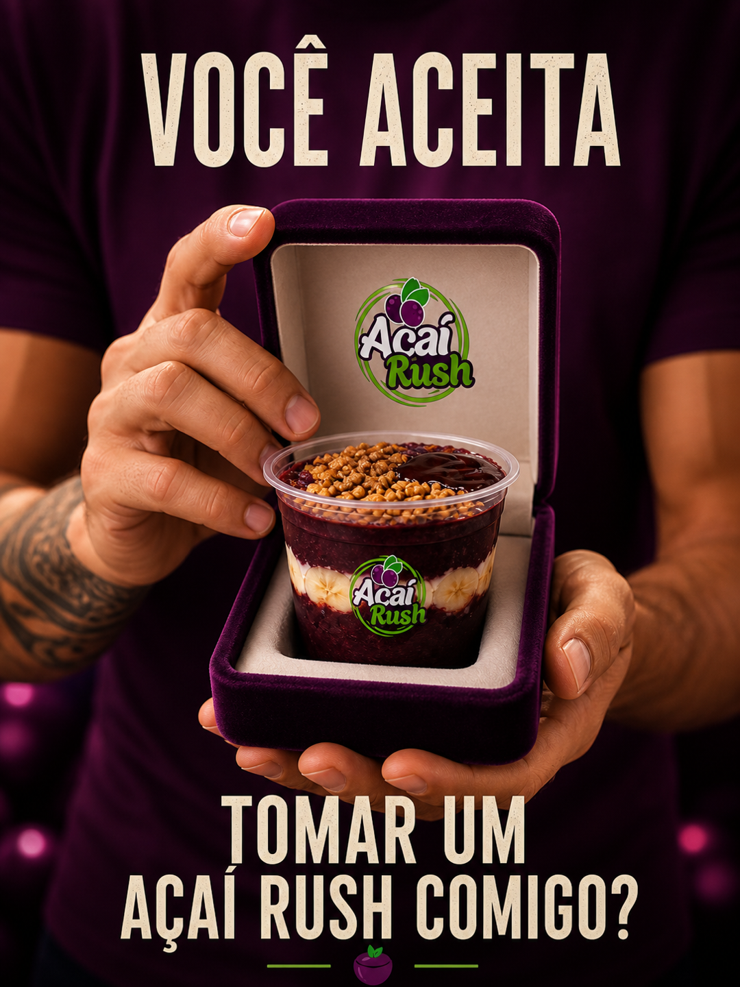 Copo de açaí Rush com banana, granola e creme de chocolate